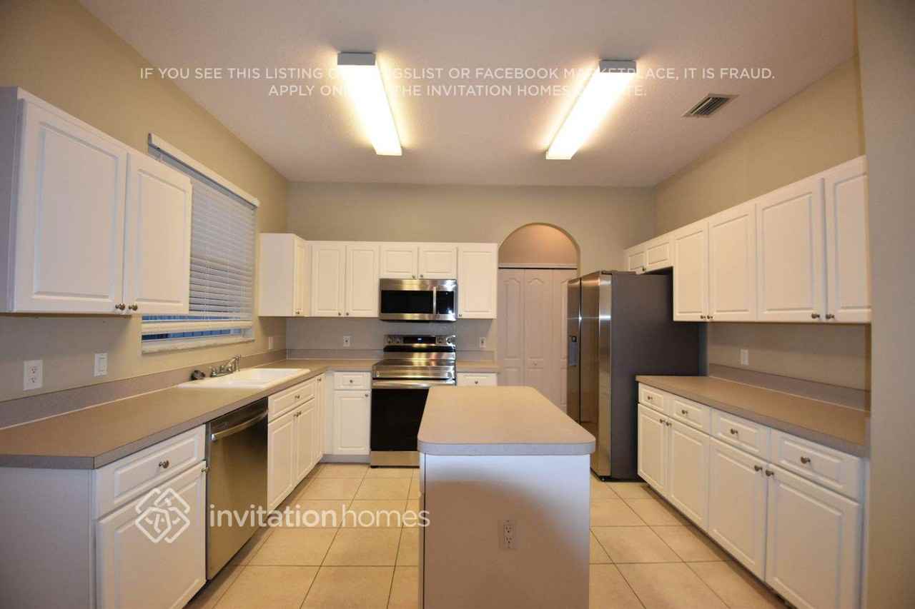 3409 Gray Whetstone St - Photo 5 of 20