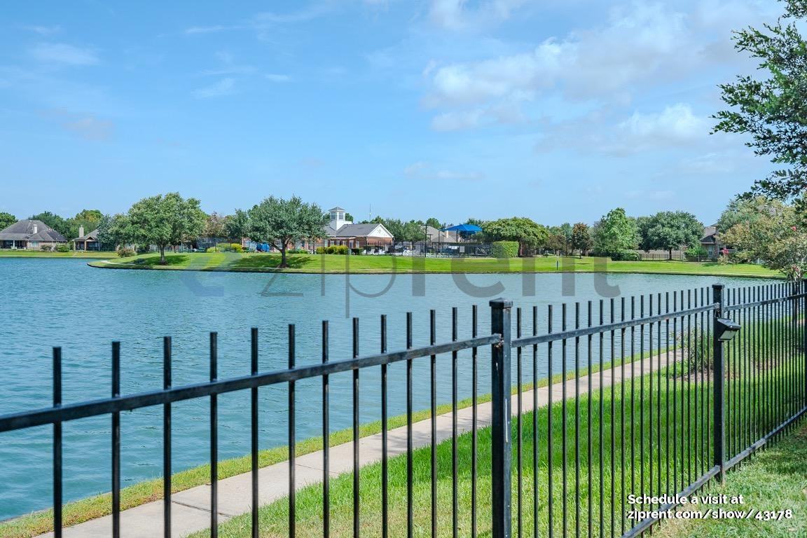 25315 Hamden Valley Dr - Photo 4 of 36