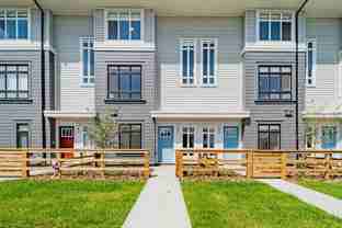 Brand New 3 Bedroom  2.5 Bathroom Townhouse in Pine Creek – SF179 - Photo 1 of 1