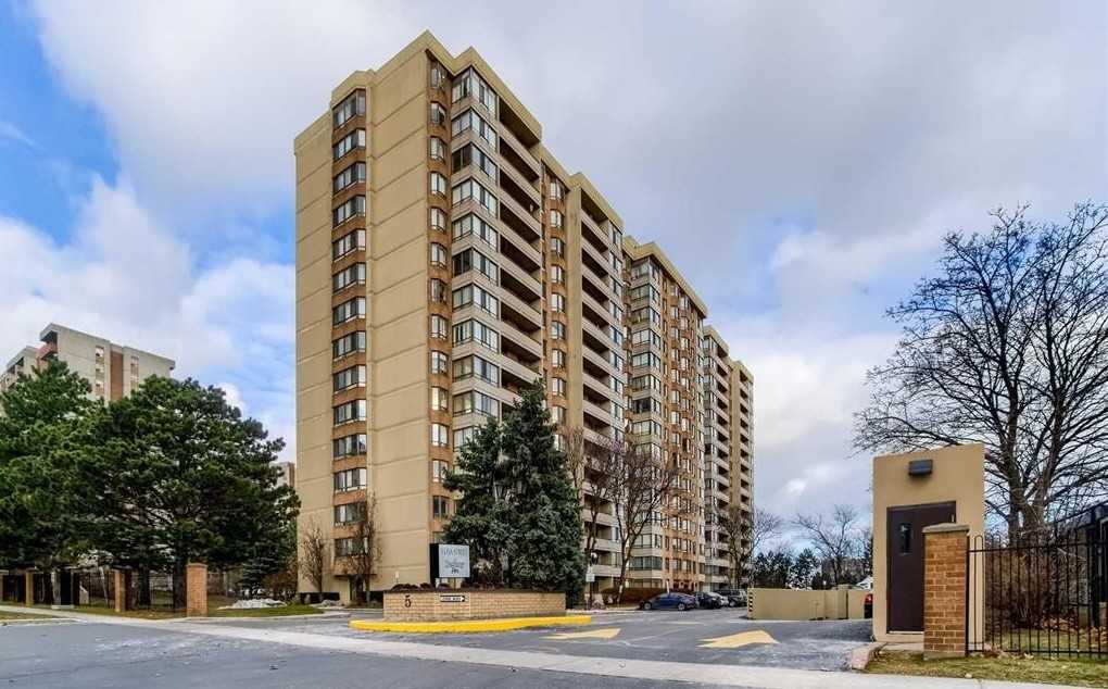 5 Lisa Street - Photo 2 of 5