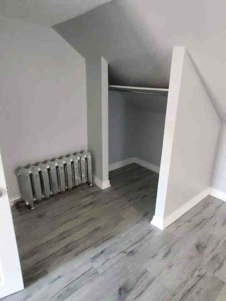 150 Robert Street - Photo 3 of 14