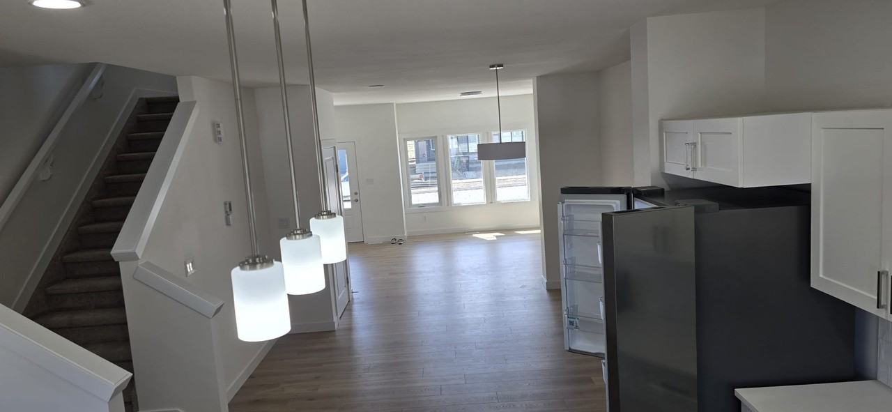 1254 Keswick Drive Southwest - Photo 3 of 19