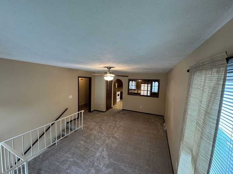 5134 Poppleton Ave - Photo 2 of 14