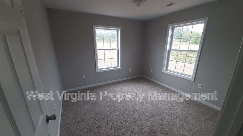 760 Circleview Dr - Photo 5 of 7