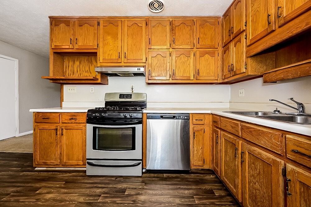 1303 Todiway Ct - Photo 7 of 16