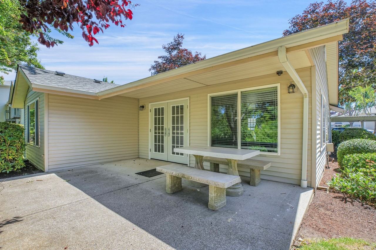 Discover Your Corvallis Escape: Near the River, Trails, and Parks - Photo 5 of 36