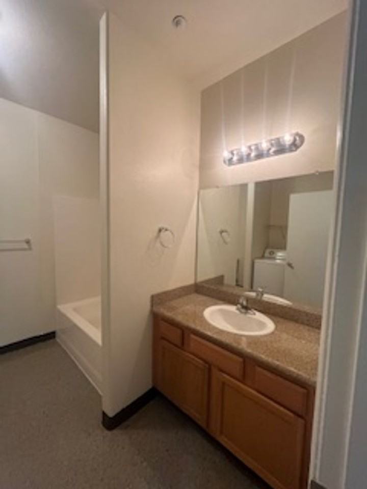 VALLEY OAK - Photo 4 of 19