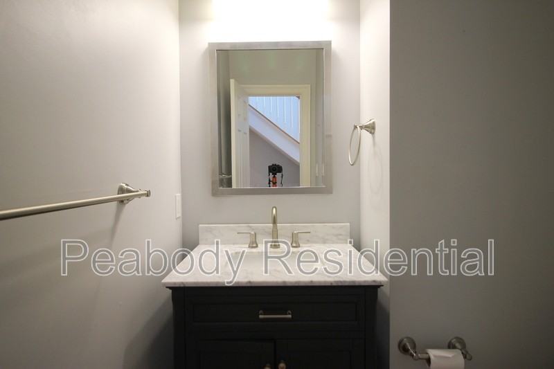 44136 Riverpoint Dr - Photo 3 of 23