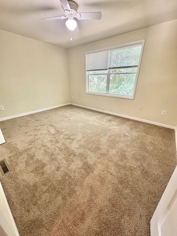 3925 Keswick Ct - Photo 7 of 9