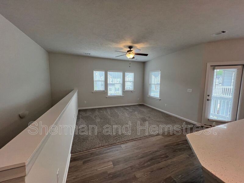 5035 Mimosa Dr - Photo 4 of 12