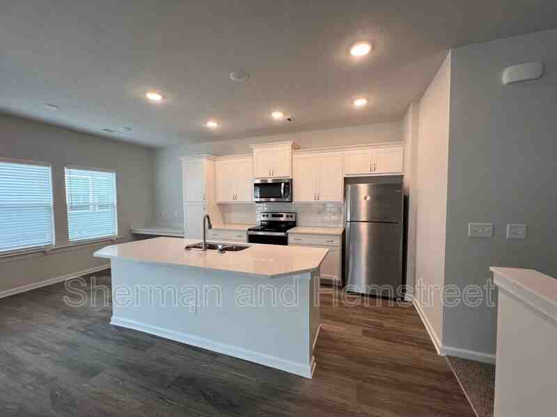 5035 Mimosa Dr - Photo 6 of 12