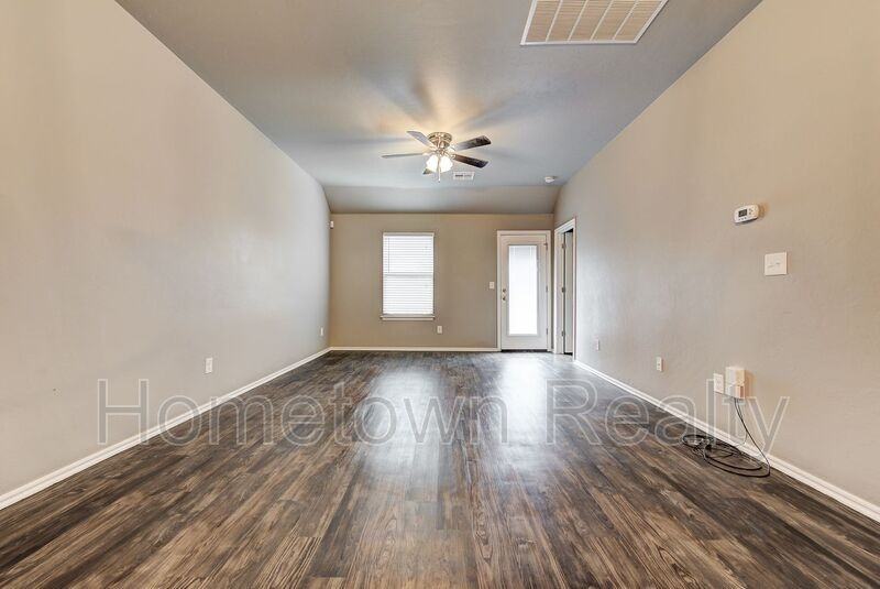 11206 Nw 114th St - Photo 6 of 37