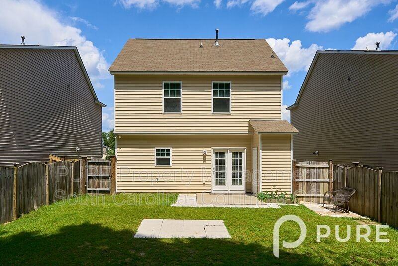 512 Spanish Leaf Ln - Photo 3 of 33