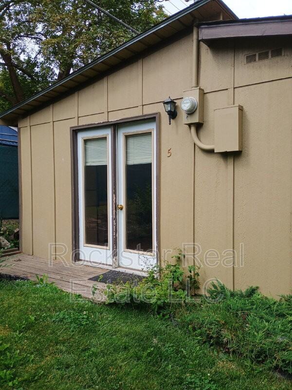 1420 E 16th Ave #5 - Photo 4 of 27