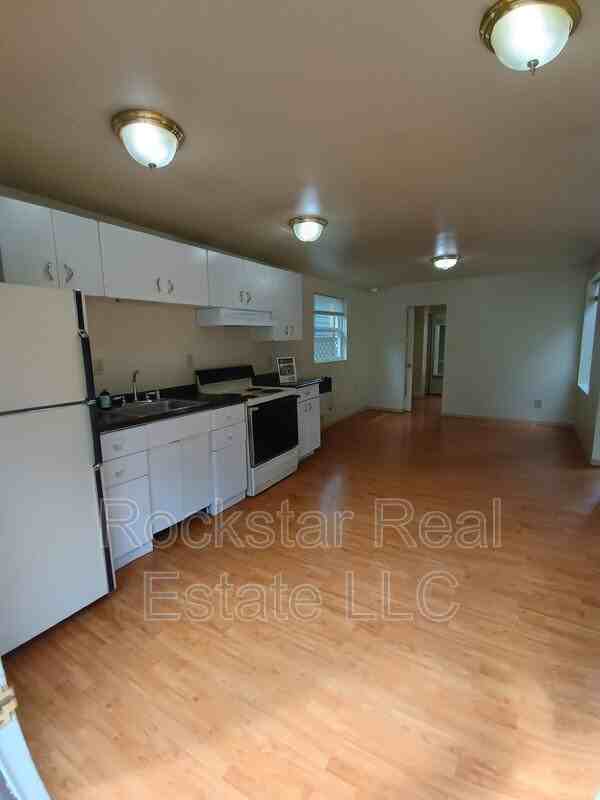 1420 E 16th Ave #5 - Photo 6 of 27