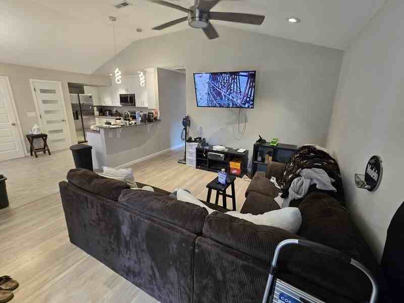 1212 Shell Rd - Photo 3 of 19