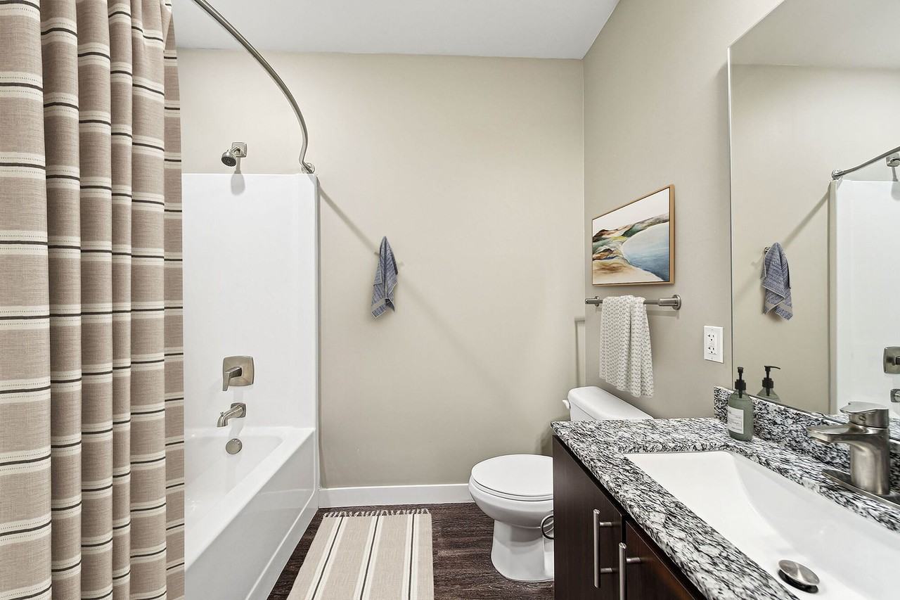 Chroma - Photo 6 of 50