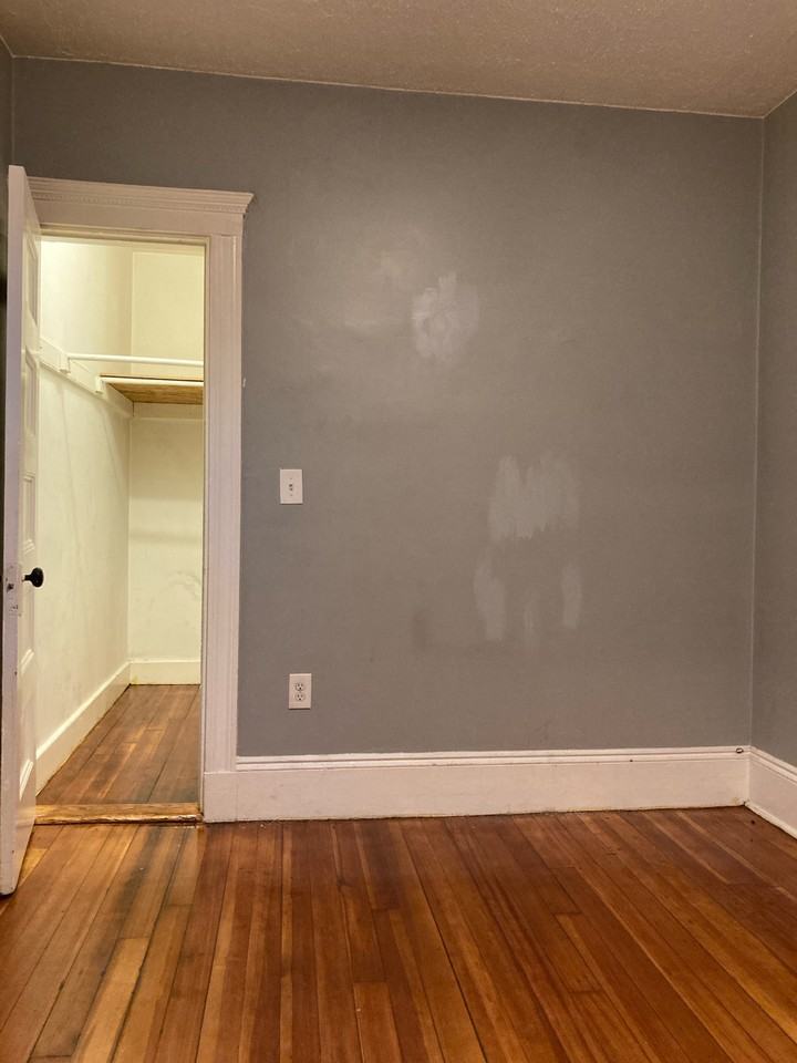 98 Topliff Street #2 - Photo 7 of 9