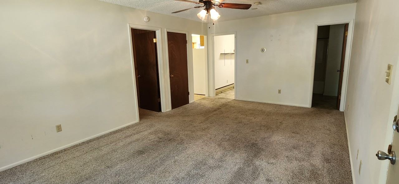 901 East 6th Avenue - Photo 7 of 17