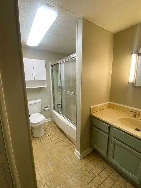 2072 East Roxboro Road Northeast - Photo 7 of 10