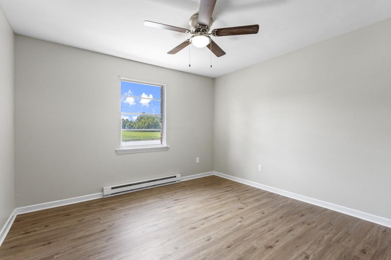 700 Brook Street - Photo 7 of 12