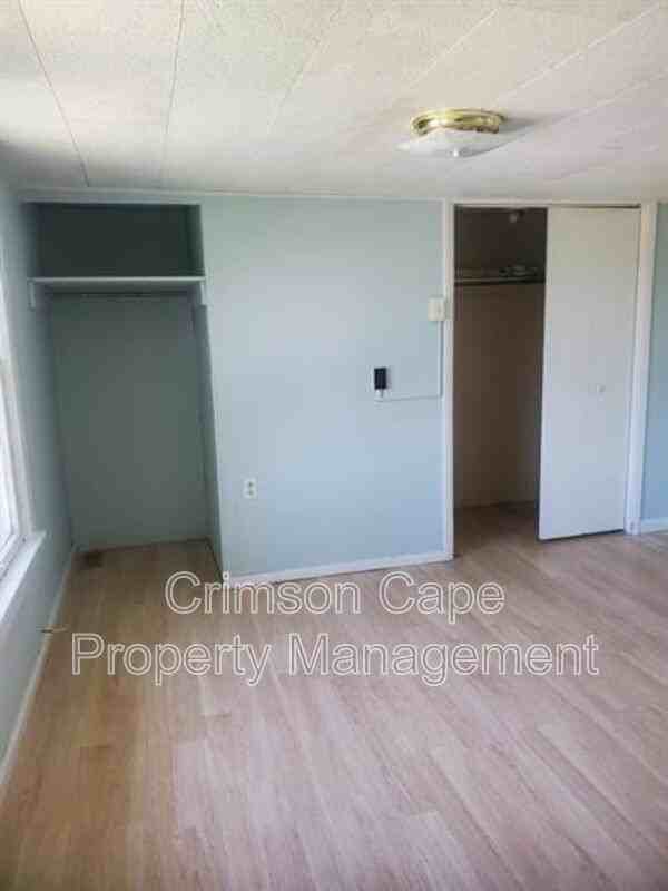108 Grove St #1stFL - Photo 7 of 14