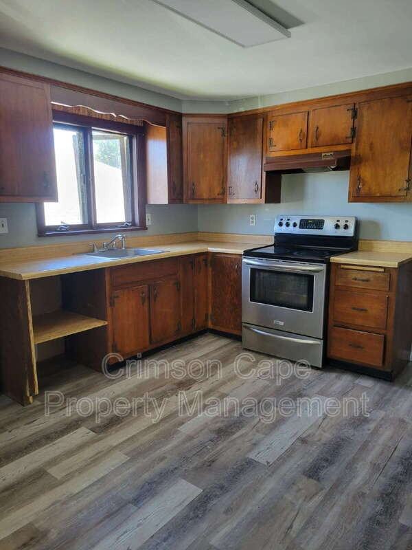 1137 Grove St #2 - Photo 2 of 16