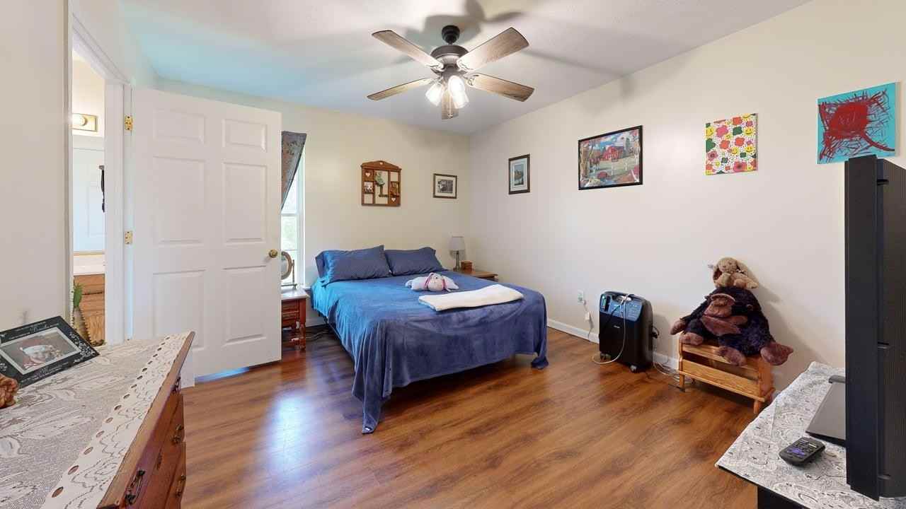 Hidden Acres - Photo 4 of 41