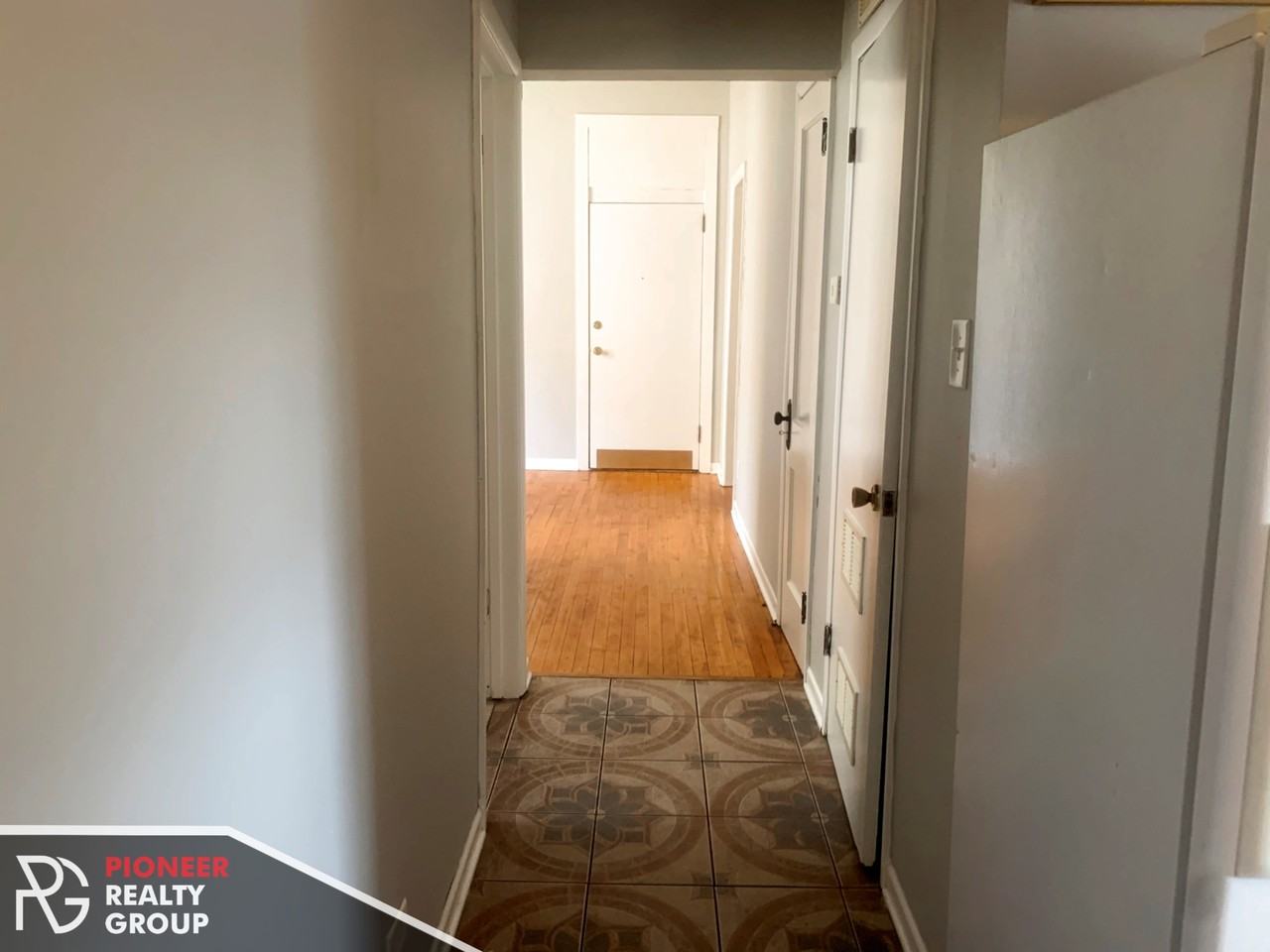 1424 N. Maplewood - Photo 7 of 14