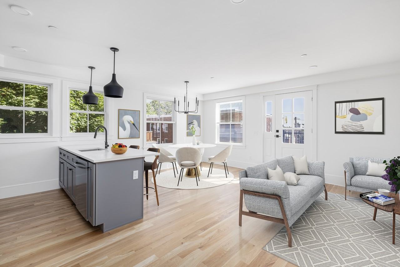 293 Governor Street - Photo 3 of 12