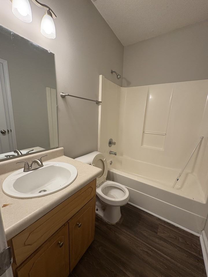 1931 Karen Circle - Photo 4 of 5