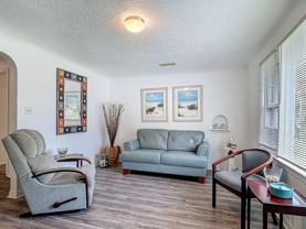 137 S Franklin St - Photo 1 of 1