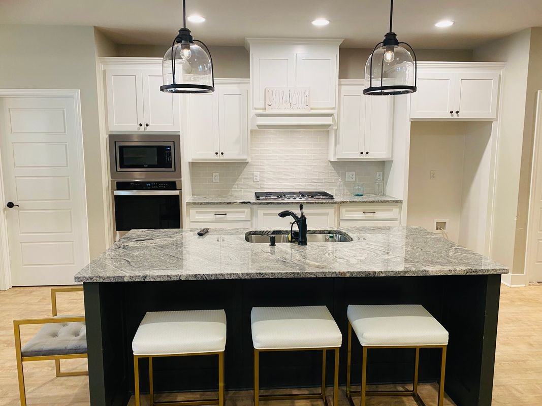 5104 Peace Ln - Photo 3 of 5