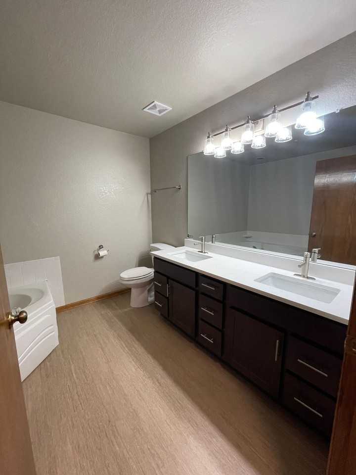 6801-6865 South 68th Street - Photo 4 of 45