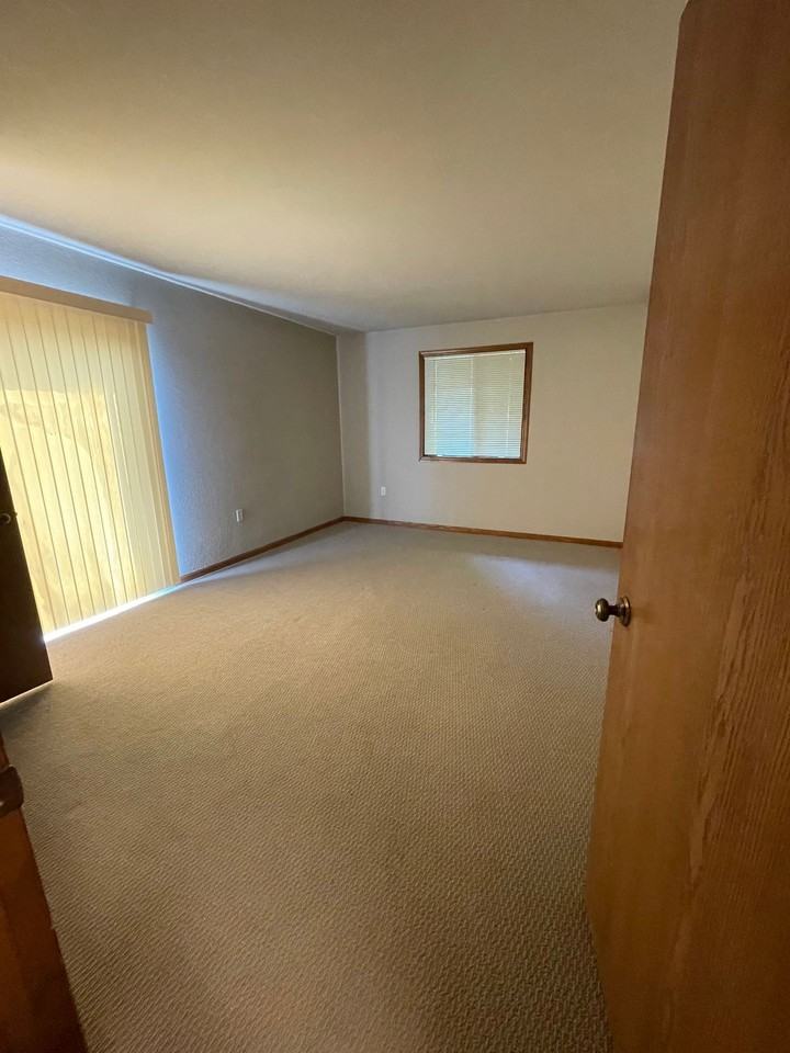 6801-6865 South 68th Street - Photo 5 of 45