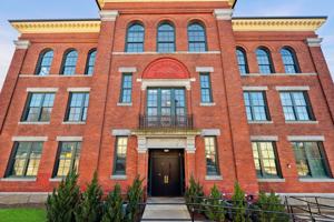 featured image of 39 Myrtle St