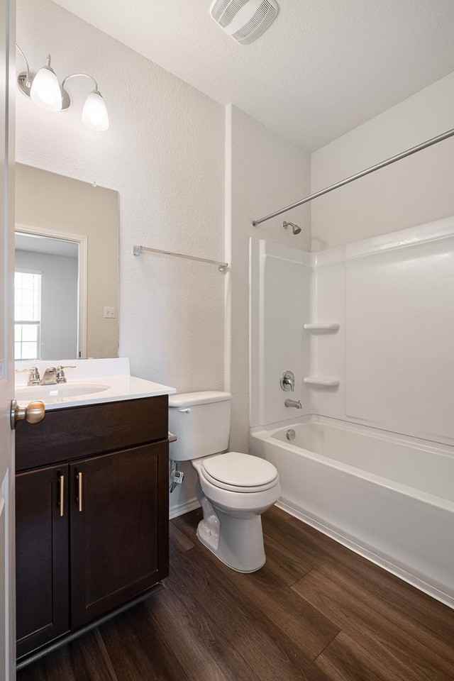157 Janice - Photo 7 of 25