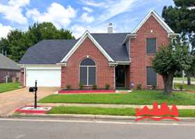 featured image of 4439 Lunsford Dr