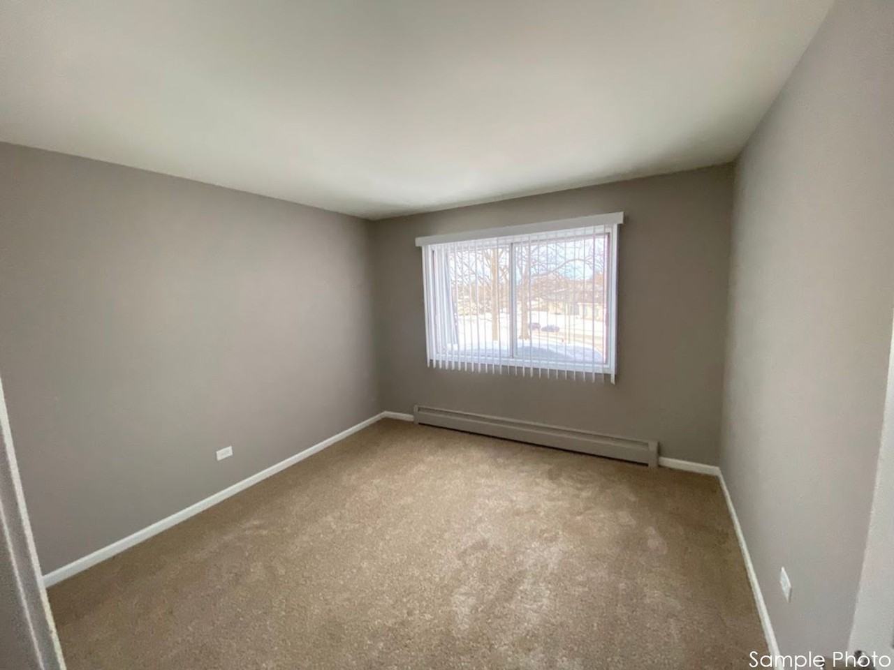 Carriage House Apartments LLC - Photo 6 of 44