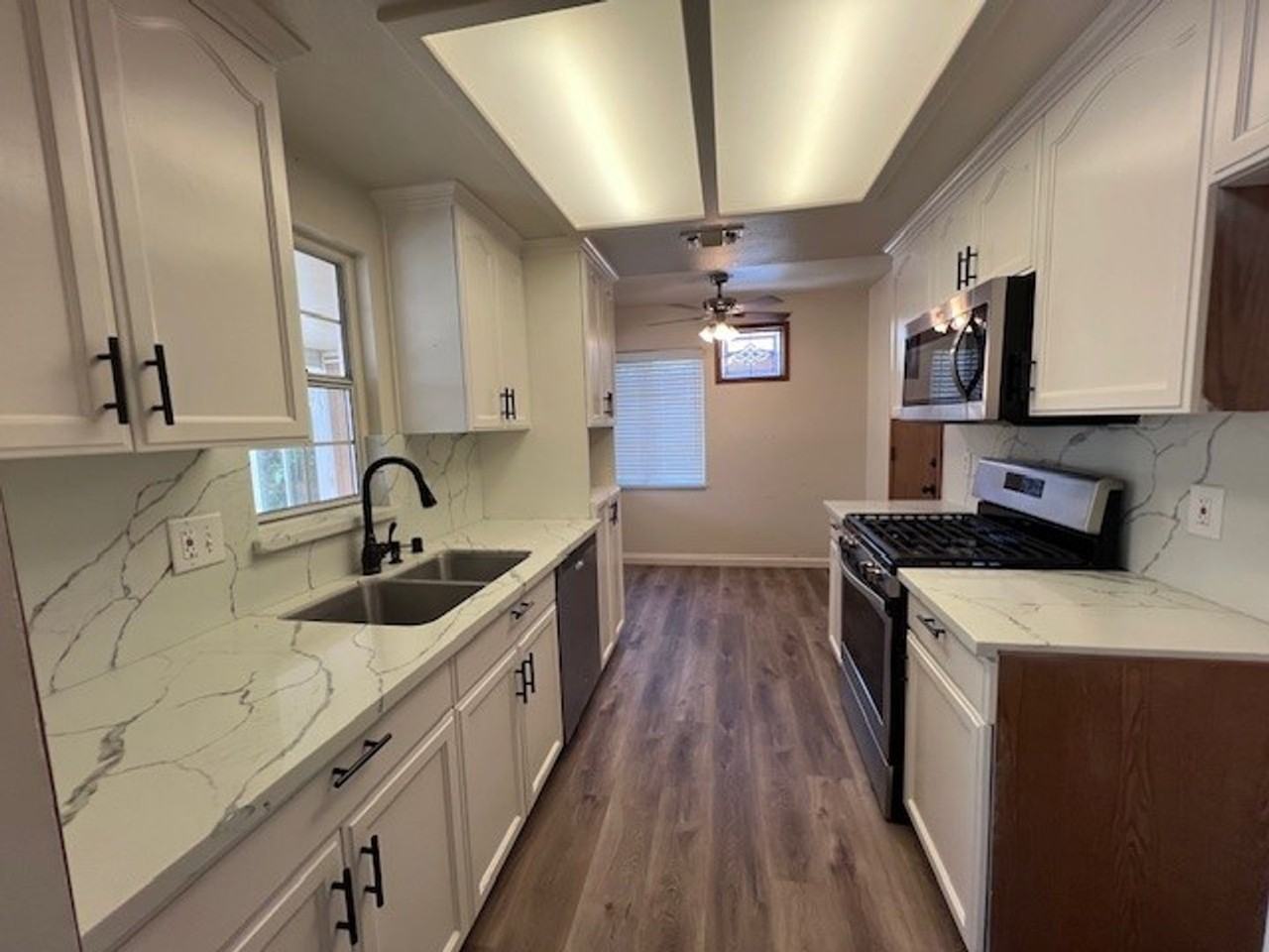 4205 41st Ave - Photo 2 of 10