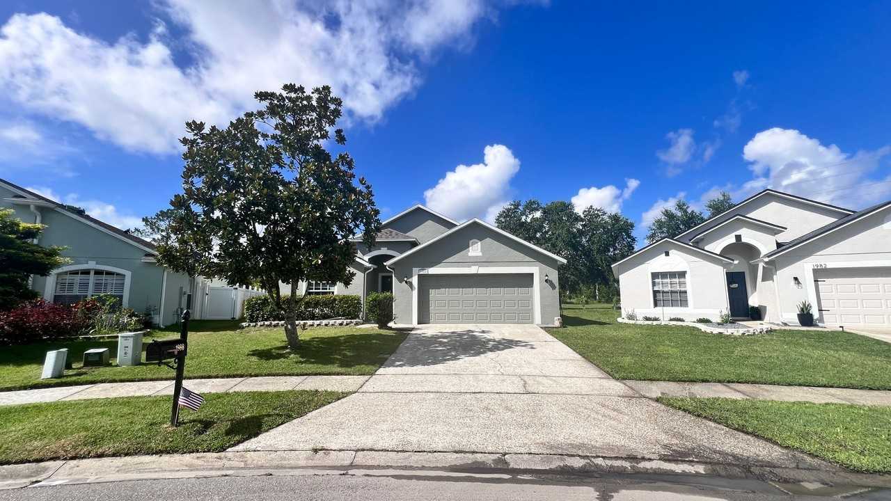 1988 Hammock Moss Dr - Photo 2 of 31