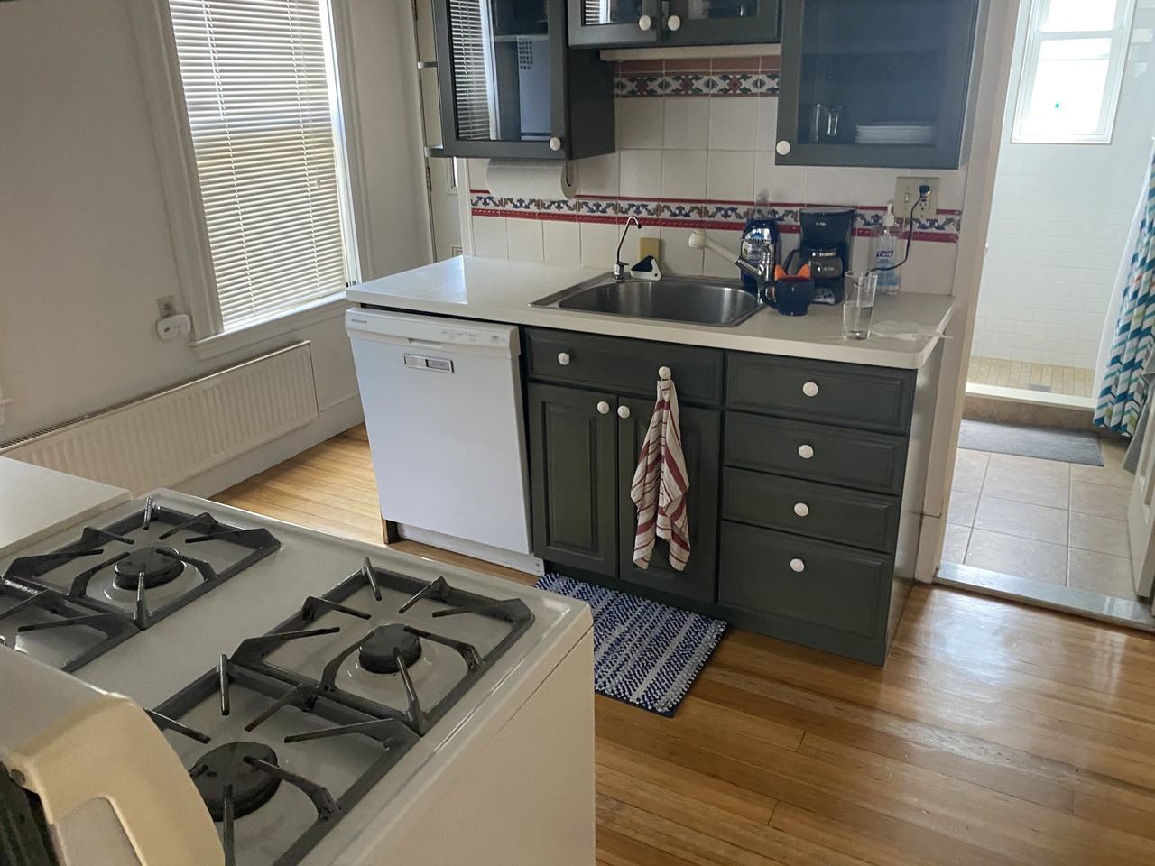 46 Hunting Street #2 - Photo 2 of 10