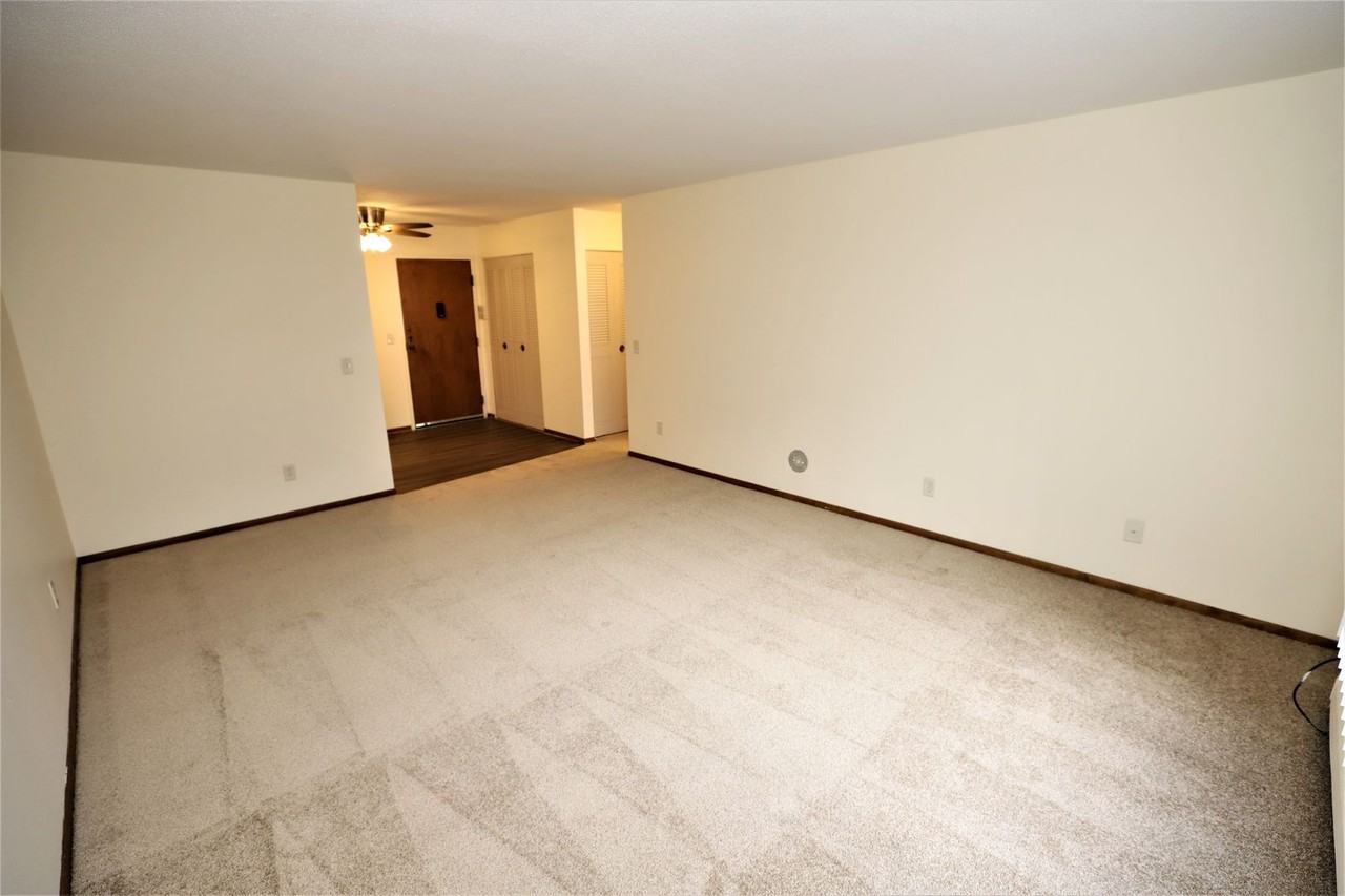 Lynn Ave Apartments - Photo 7 of 17