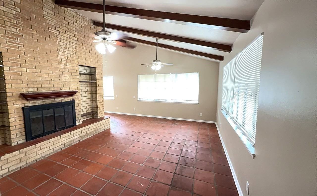 3815 Ridgeline - Photo 4 of 26