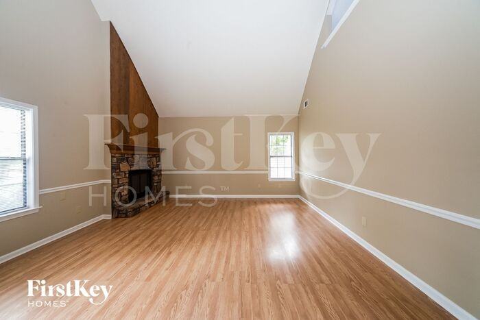 9168 Fletcher Trace Pkwy - Photo 3 of 15