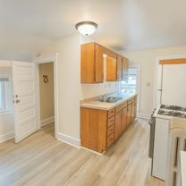 300 Steward Ave #4 - Photo 1 of 1