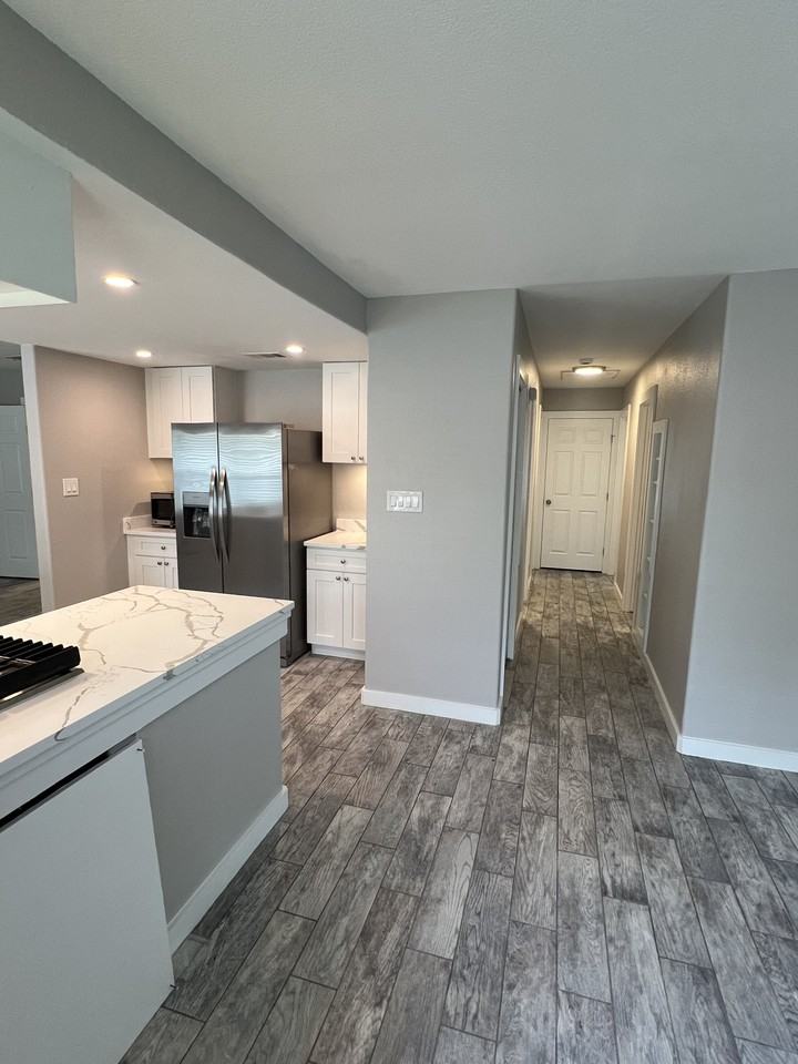 4905 Brighton Rd #NA - Photo 4 of 18