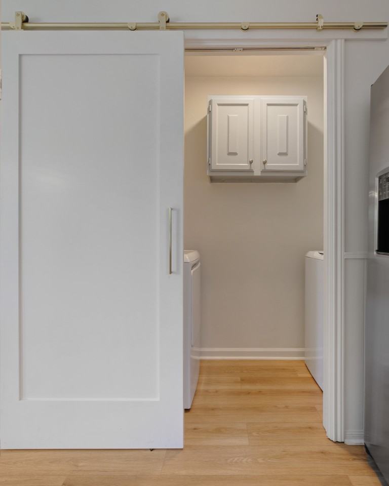 301 Kingston Dr #301 - Photo 5 of 20