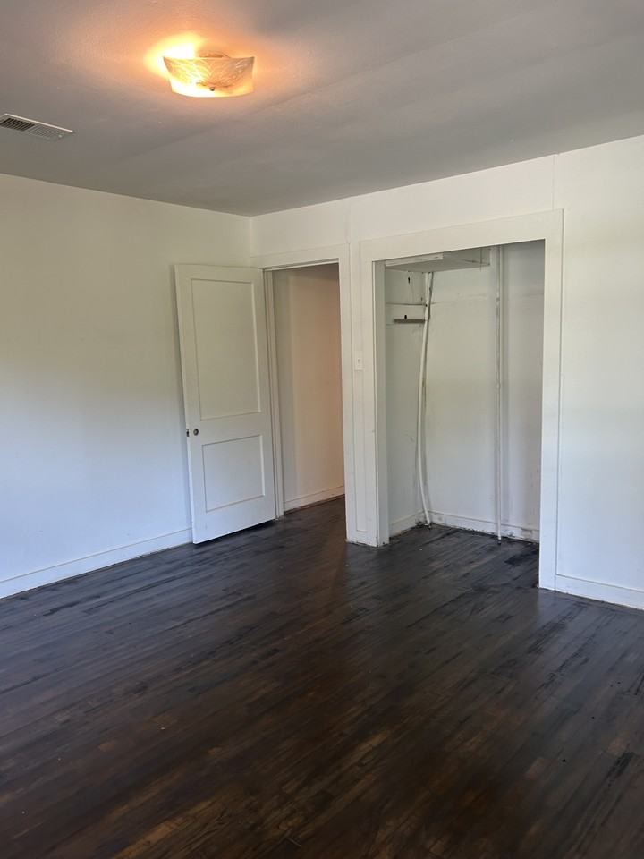 1722 Terrace Dr #NA - Photo 3 of 13