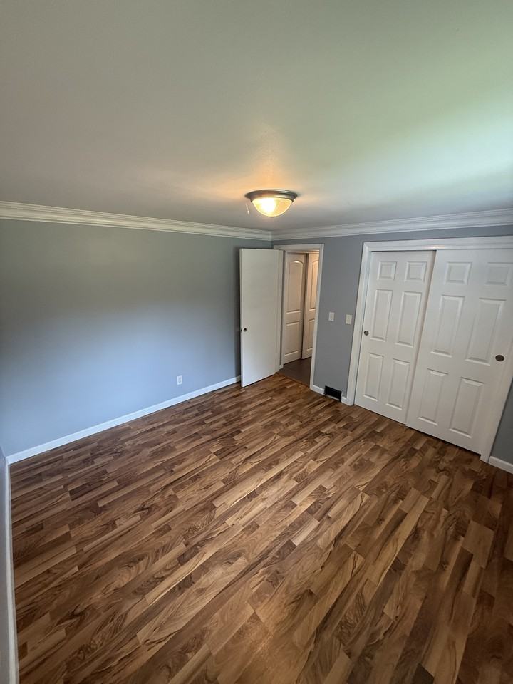 1090 Stolle Rd #1090 - Photo 3 of 8